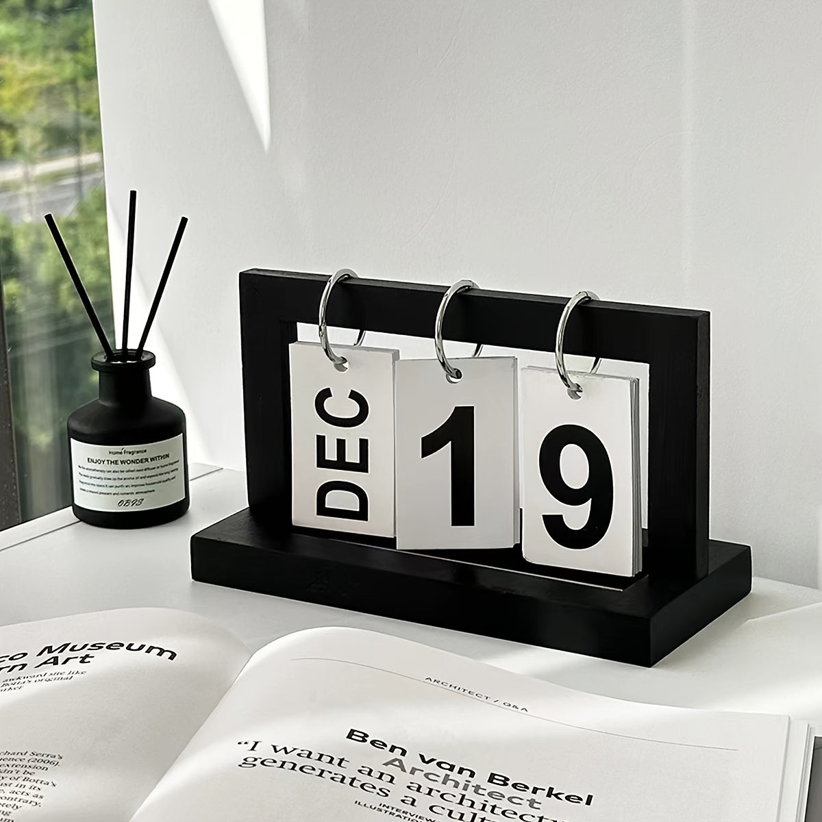 Scandinavian Wooden Perpetual Calendar - DECO