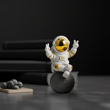 Astronaut Figurine Resin Decor - DECO