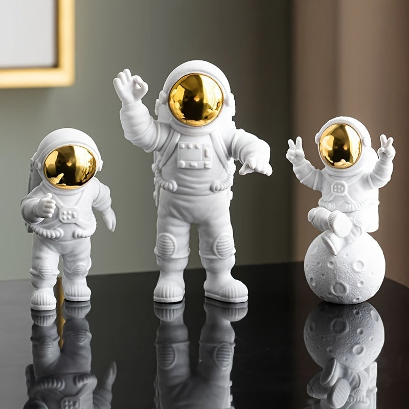 Creative Resin Astronaut Ornament - DECO