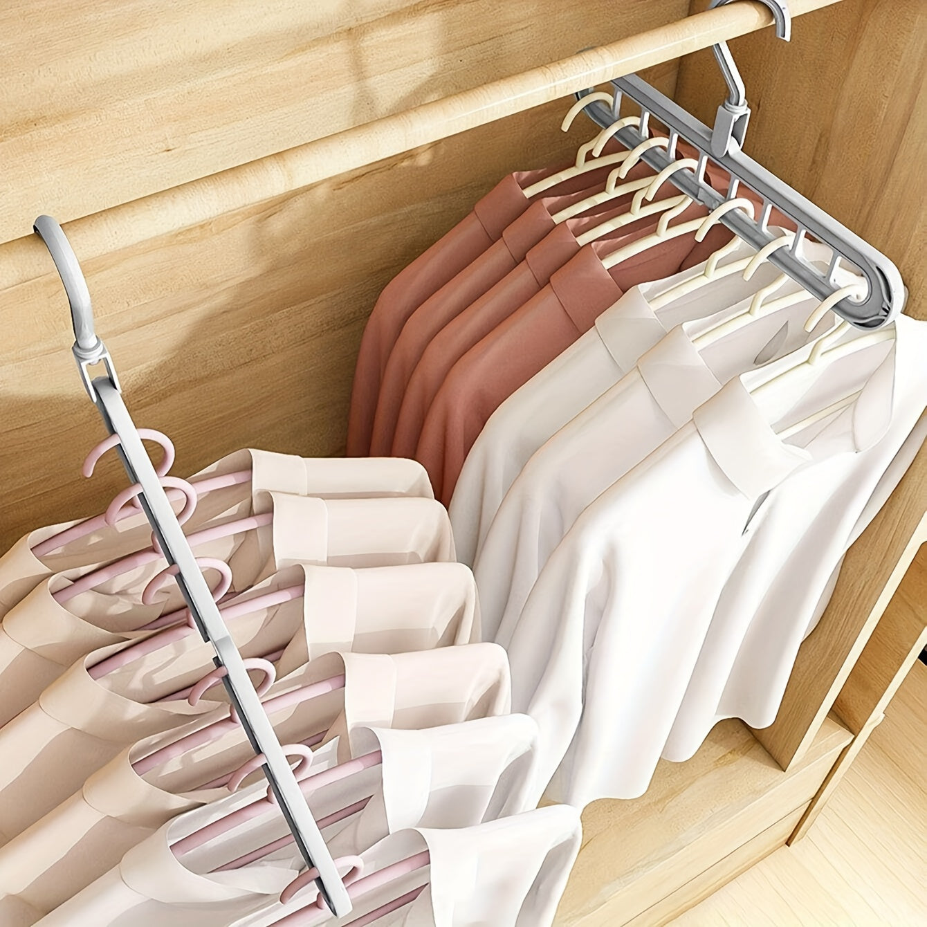 Foldable 9-Hole Hangers Set