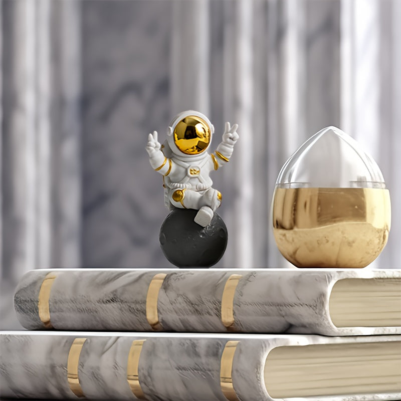 Astronaut Figurine Resin Decor - DECO