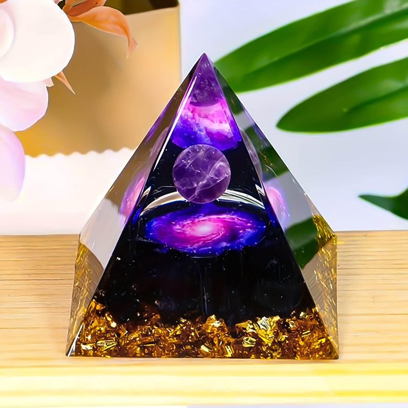 Amethyst Energy Pyramid - DECO