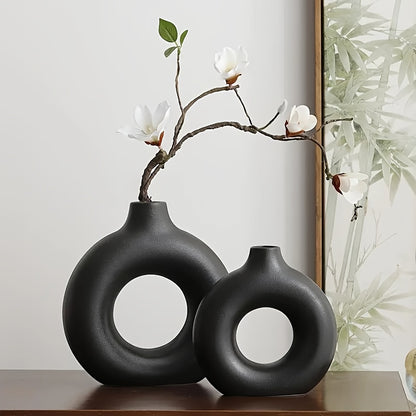 Elegant O-Shaped Vases - DECO