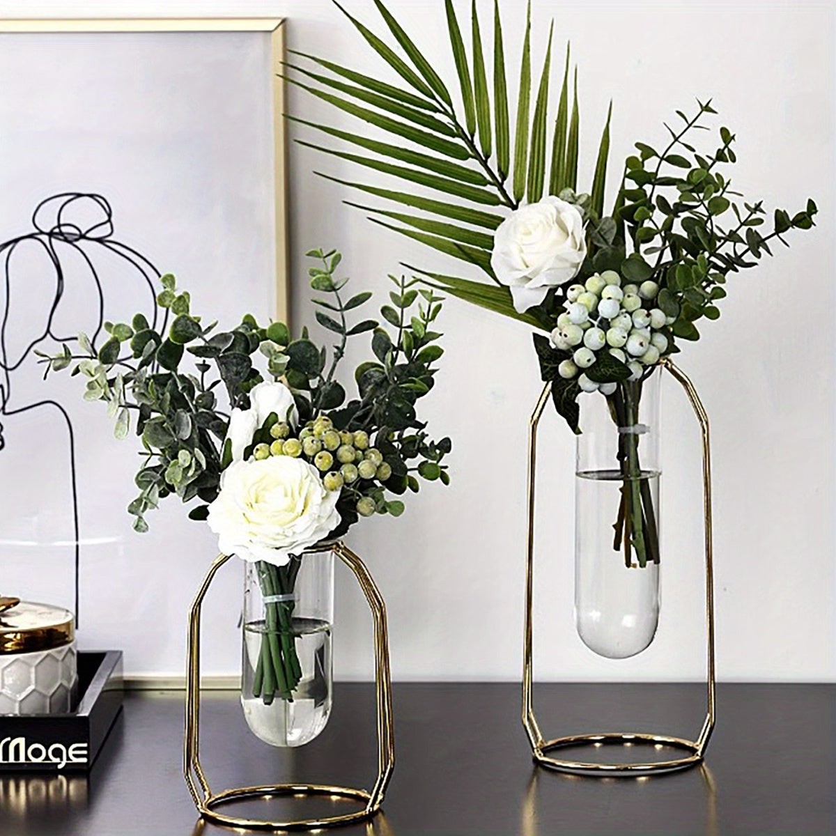 Modern Metal Vase - DECO